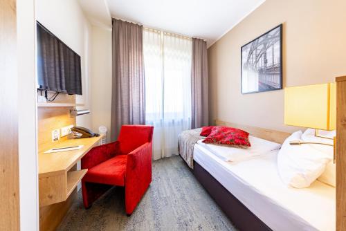 Maingau Hotel - image 3