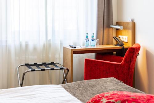 Maingau Hotel - image 9