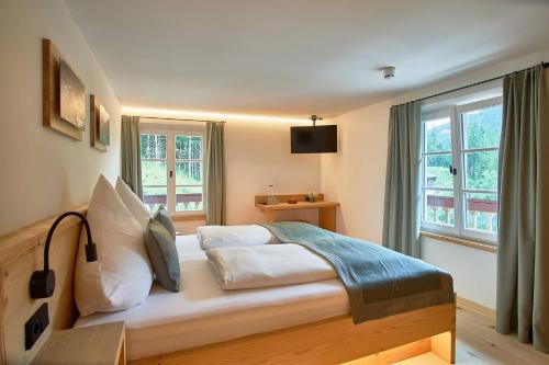 1 queen bed