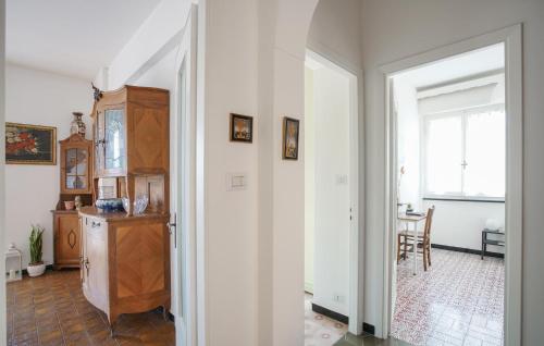 Viesnīcas āriene, 3 Bedroom Amazing Apartment In Avegno in Avegno