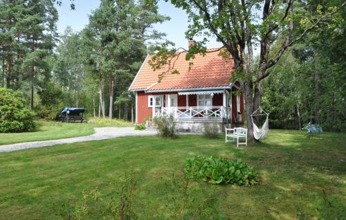 . Gorgeous Home In Lennartfors Sverige