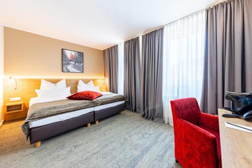 Maingau Hotel - main image