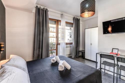 room detail thumbnail 1