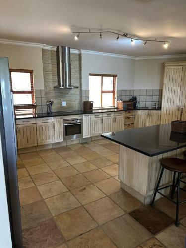 Elements Private Golf Estate - Earth Aspire - Moi Travel Signature Luxury Villa in Trompsburg