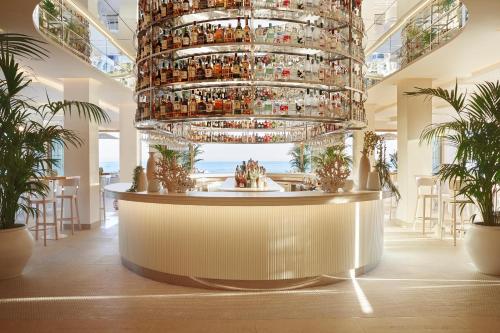 ผับ/เลาจน์, Ikos Andalusia in กวลดัลมันซา