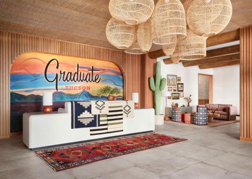 595974229 Graduate by Hilton Tucson