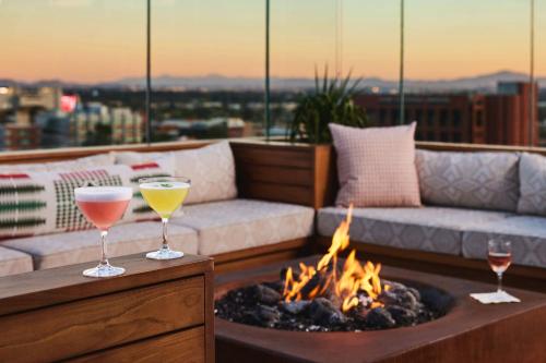 595974251 Graduate by Hilton Tucson