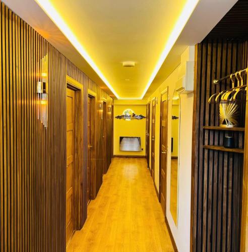 Luxury 4 Bedroom Apartment