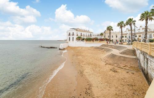 2 Bedroom Amazing Apartment In Chipiona