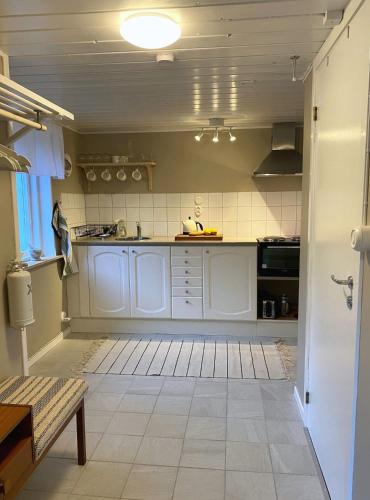 Björnamåla stuga (Bjornamala stuga) in Asarum