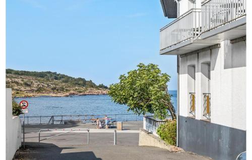 Skats, 2 Bedroom Lovely Apartment In Allinge in Allinge