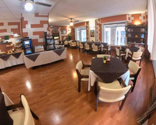 Giappone Inn Parking Hotel in Livorno
