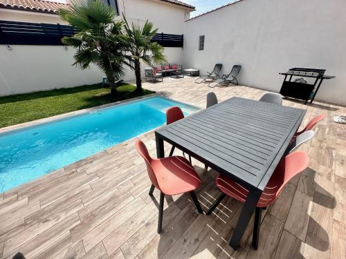 La Romerel/Maison piscine/400m plage et commerces! La Romerel/Maison piscine/400m plage et commerces!