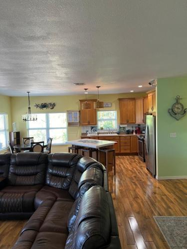 Cocina, Scena's Place in Alice Town
