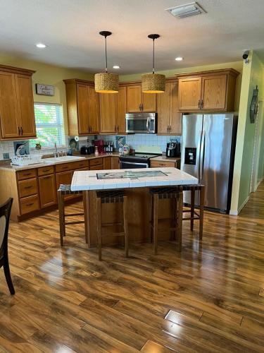 Cocina, Scena's Place in Alice Town