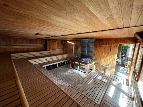 สปา, Belvaros Resort Apartman & Spa in เซเกสเฟแฮร์วาร์