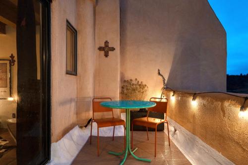 Three Studios at Canyon Base - 15min to Ski in Arroyo Seco (NM)