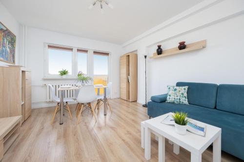 Cosy Apartment with Smart TV by Noclegi Renters, Warsaw