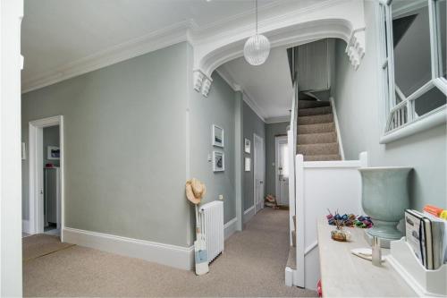 Hotellet från utsidan, Shellharbour in Nettlestone and Seaview