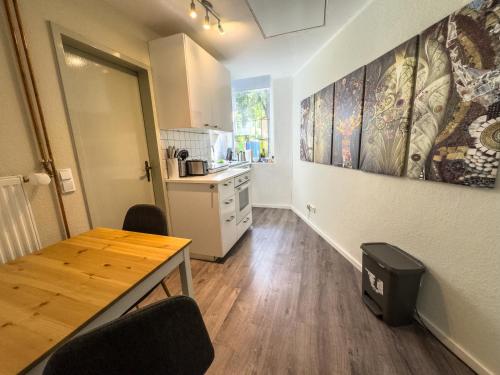 Schöne Wohnung für 4 Gäste an der Eilenriede mit kostenlosen Parkplätzen, Hanovre (photo 5)