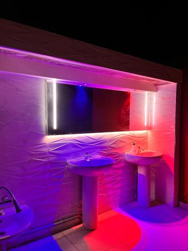 Villa plain pied proche de CASABLANCA avec piscine in 엔 하루다