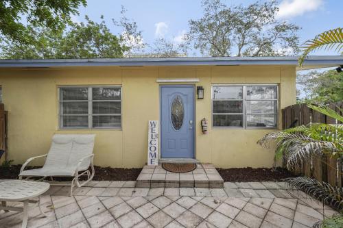 Lovely 1 Bedroom - Just Beachy By Pmi in Fort Lauderdale, USA