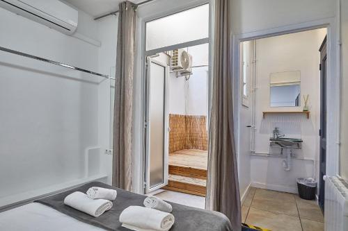 ELLA Guest House Barcelona - main image
