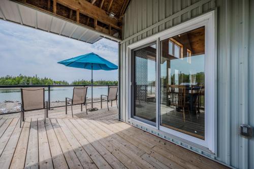 Iekārtas, Elysium Private Waterfront Escape in Pike Bay (ON)