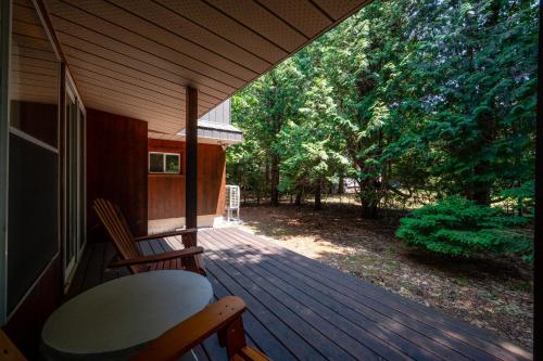 Létesítmények, Cozy Pet Friendly Getaway W Fireplace in Red Bay (ON)