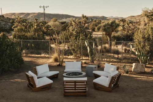 Skyline Retreat A Designer Ranch W Hot Tub in Yucca Valley, USA