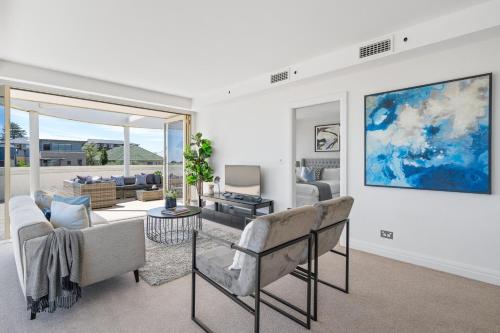 South Head - Premier Penthouse w Amazing Views - image 10