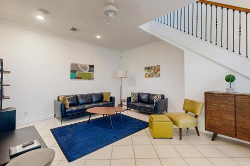Pineapple Place in Fort Lauderdale, USA