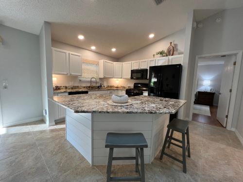Charming 3br Oasis With Lanai in The Villages, USA