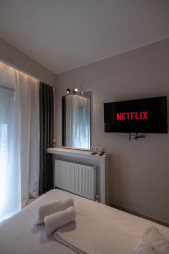 Urban Luxury by InFox Suites 3