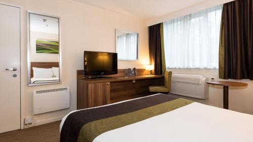Holiday Inn Slough Windsor an IHG Hotel - image 14