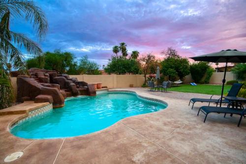 The Hideaway - 5BR near Kierland Commons