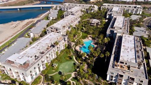 C4 - Coastal Cottage