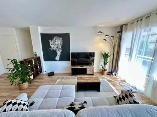 L'Urban chic in อานเนอมาส