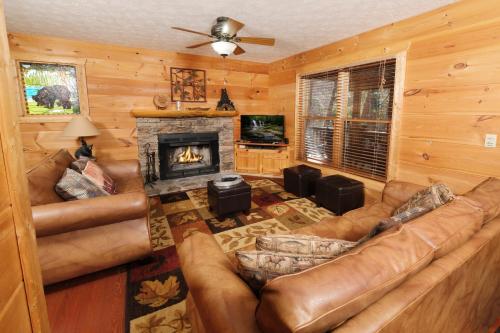 Mountain Mist Relaxing 2BR, Near Pigeon Forge in Sevierville, USA