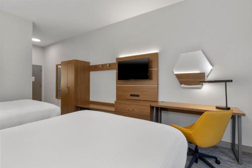 Holiday Inn Express Hotel & Suites West Coxsackie an IHG Hotel - image 6