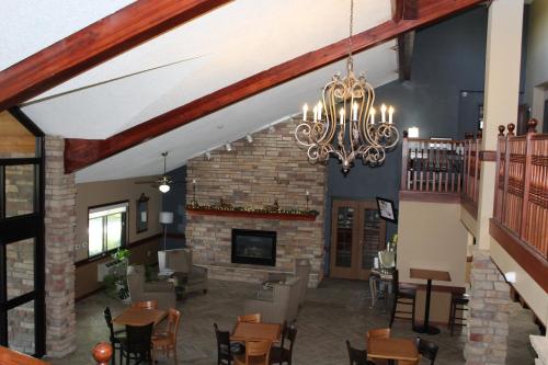 大堂, 溫莎堡科林斯溫德姆阿美瑞辛酒店 (AmericInn by Wyndham Windsor Ft. Collins) in 溫莎 (CO)