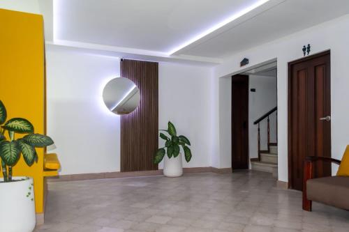 Modern and Comfortable First Level Family Apt 4 in Zone 7