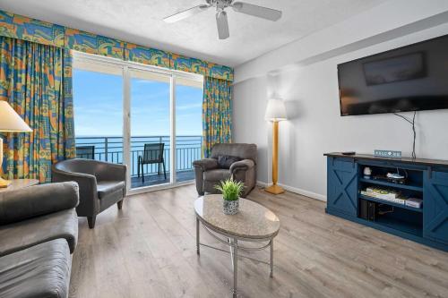 Luxury 17th Floor 1 BR Condo Direct Oceanfront Wyndham Ocean Walk Resort Daytona Beach | 1708 in Daytona Beach, USA