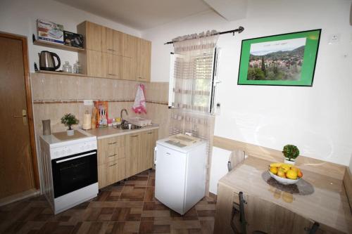 LILY's Peaceful Oasis- BRAND NEW in Korita