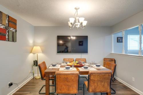 7 Mi to Louisville Family-Friendly Jefferson Home in Jeffersonville, USA