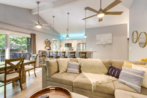 Furnished Patio Home in Tan Tar A Estates