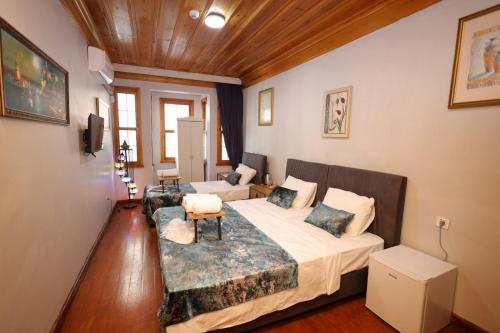 The Trip Hotel - image 4