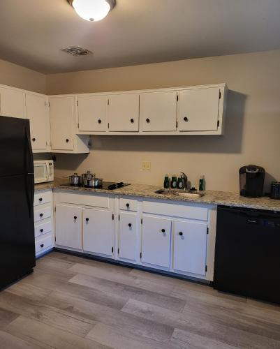 3edrooms 2Bathrooms, king Suite, free parking, wi-fi, Columbus OSU in Columbus, USA