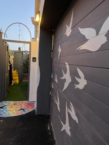 Seaside Getaway @ Swallow House Suite #2