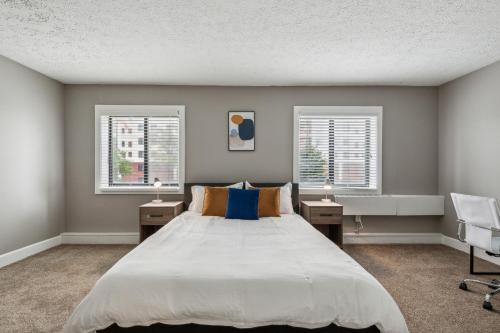 River West 211 I Beautiful Apt I Free Parking in Indianapolis, USA